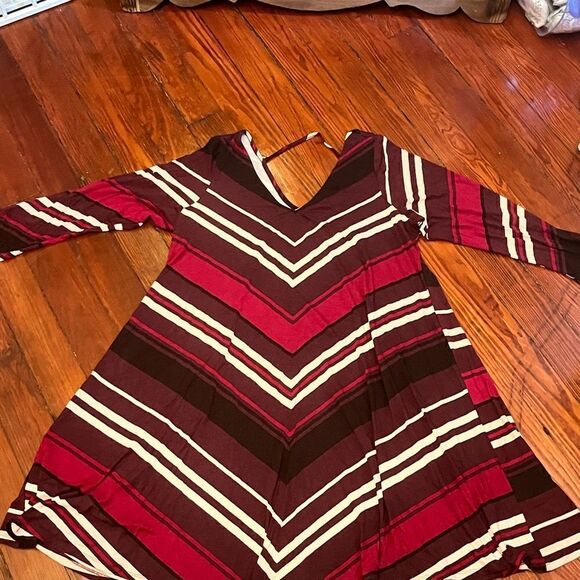 NEW Torrid 2XL Dress Long Sleeves A-Line Chevron Red & Black Comfy - Picture 13 of 13